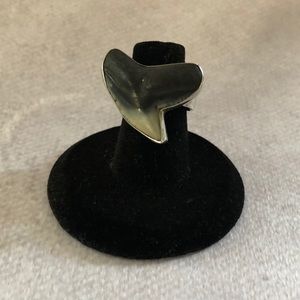 Sterling Silver REAL Shark Tooth Ring -Like New